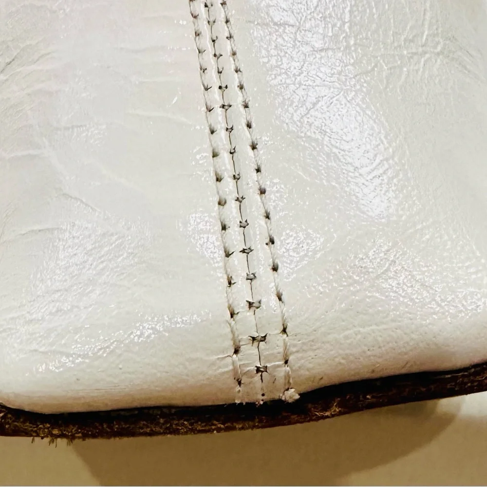 Bottega Veneta White Flats & Loafers - Picture 3 of 16